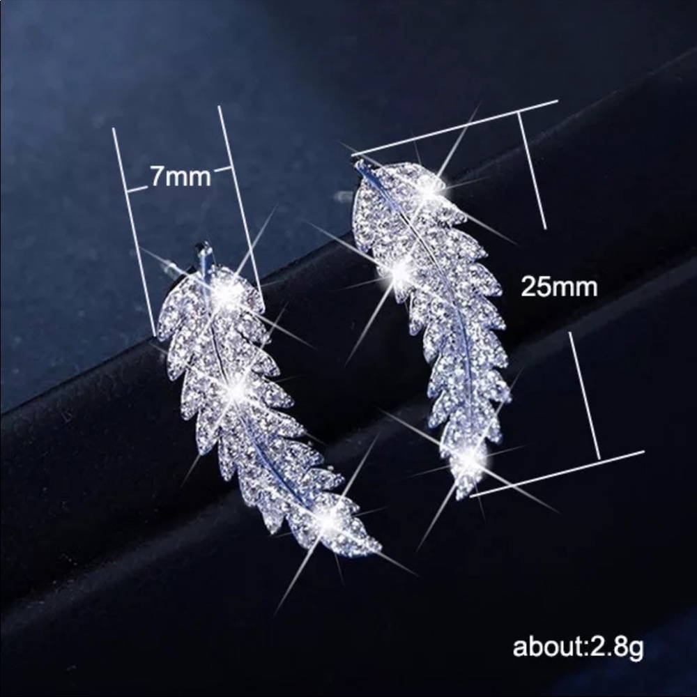 NEW 925 STERLING SILVER DIAMOND LEAF EARRINGS, NICE EARRINGS, CUTE EARRINGS - Picture 5 of 5